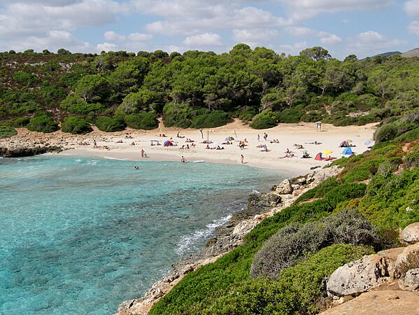 © wikipedia.org • Cala Varques