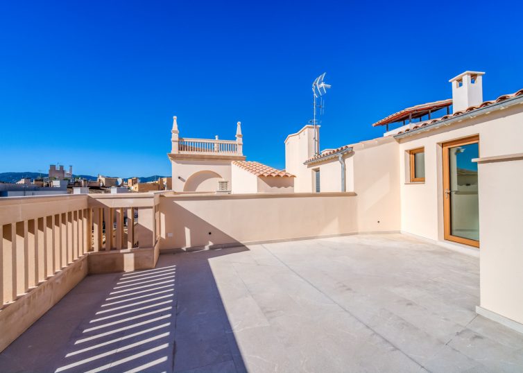 5131-125 Neubau Duplex Penthouse in der Altstadt von Palma mit großer Terrasse 15