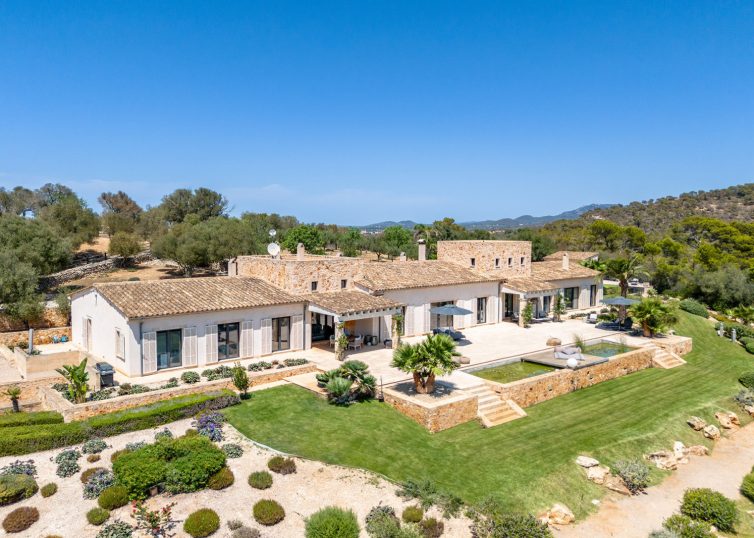 5117 Finca in Santanyi der Sonderklasse mit Meer- & Panoramablick bis hinzu Cabrera